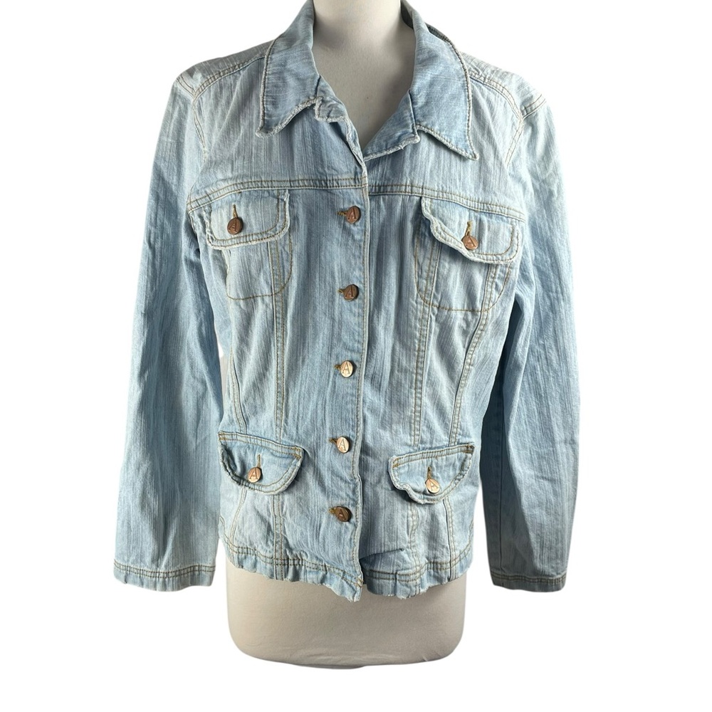 Aline Classic Faded Wash  Blue Denim Jacket with brass like buttons, Size‎ XL